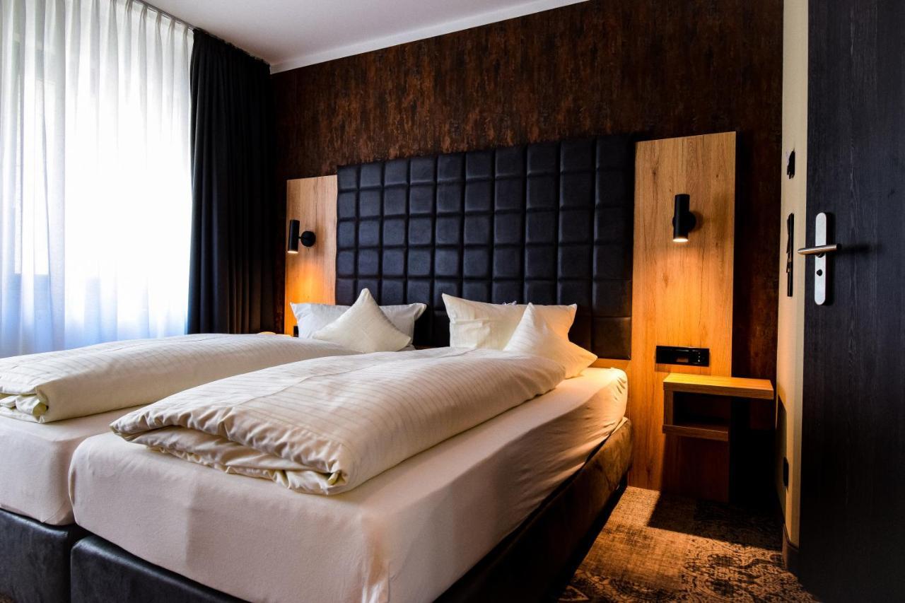 Hotel Roter Loewe Ulm Exterior foto